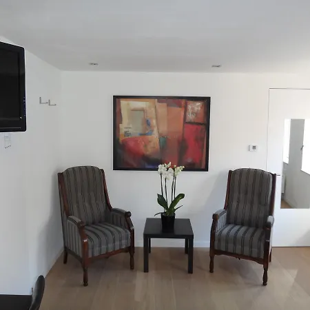 B&B Aangenaam Anders Bed & Breakfast Diest